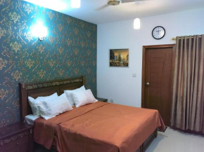 Гостиница Javed Apartment  Карачи